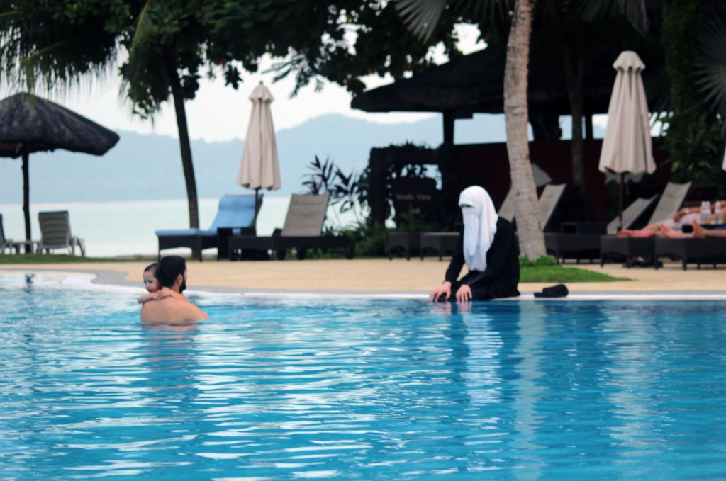 3 am Pool Resort Rebak