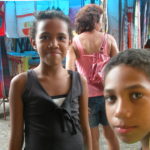 dscn0101-interessierte-kinder