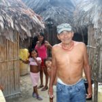 img_8536-geholfen-sein-kanu-aufs-ufer-zu-ziehen-war-sehr-interessiert-mit-uns-englisch-zu-sprechen