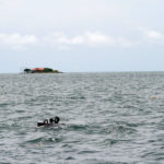 img_9235-rosario-unmarkierte-betonfestmacherboje-bei-anfahrt-islas-del-rosario